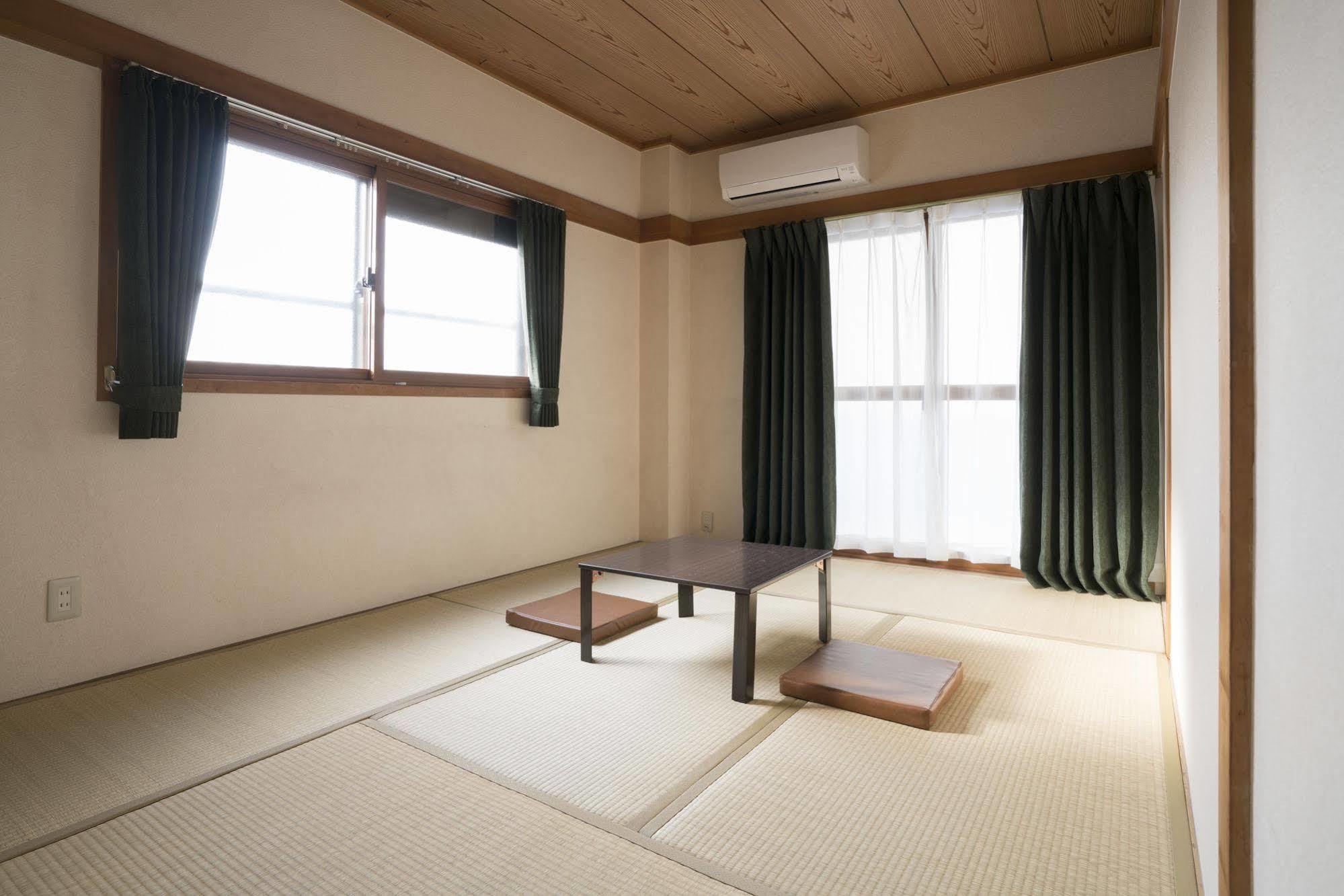 Tsubaki House Hotell Sakai  Exteriör bild